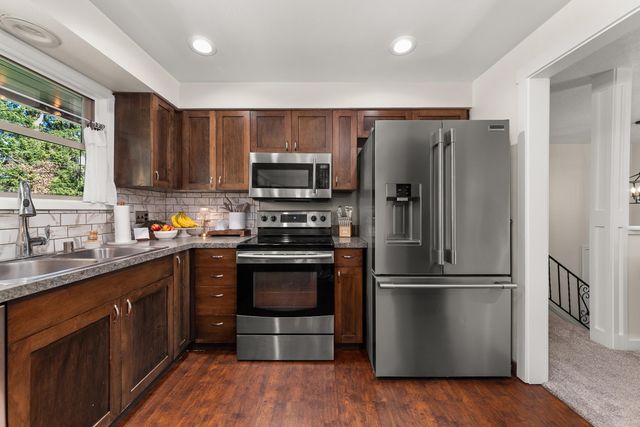 806 W Teal Ave, Spokane, WA 99218
