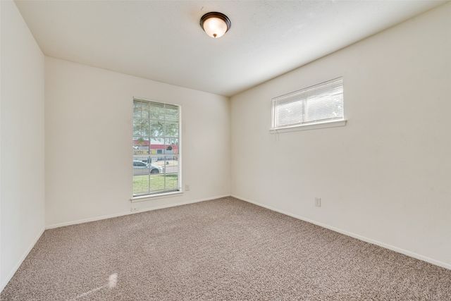 102 Silver Creek Drive, Duncanville, TX 75137