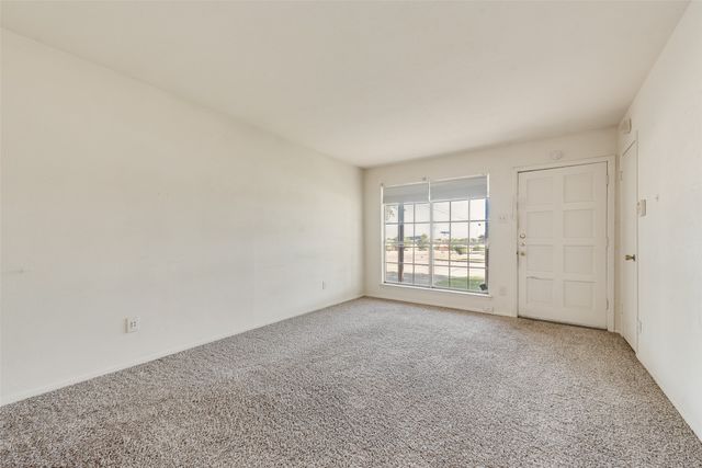 102 Silver Creek Drive, Duncanville, TX 75137