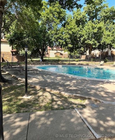 6357 S 80th East Avenue 3E, Tulsa, OK 74133