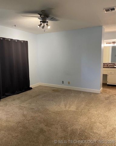 6357 S 80th East Avenue 3E, Tulsa, OK 74133