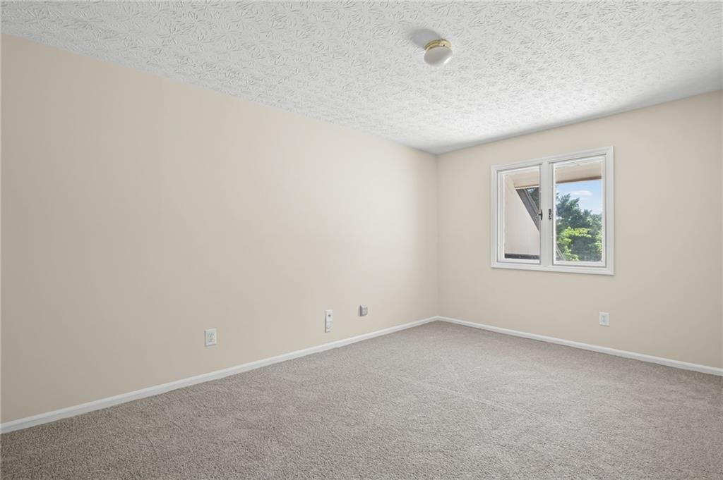 Image 26 of property listing at 3241 Clairmont North NE, Brookhaven, GA 30329