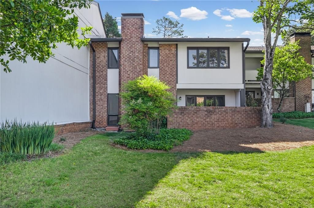 Image 43 of property listing at 3241 Clairmont North NE, Brookhaven, GA 30329