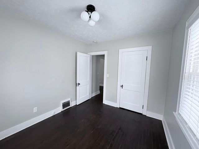 1133 Merrifield Street SE, Grand Rapids, MI 49507