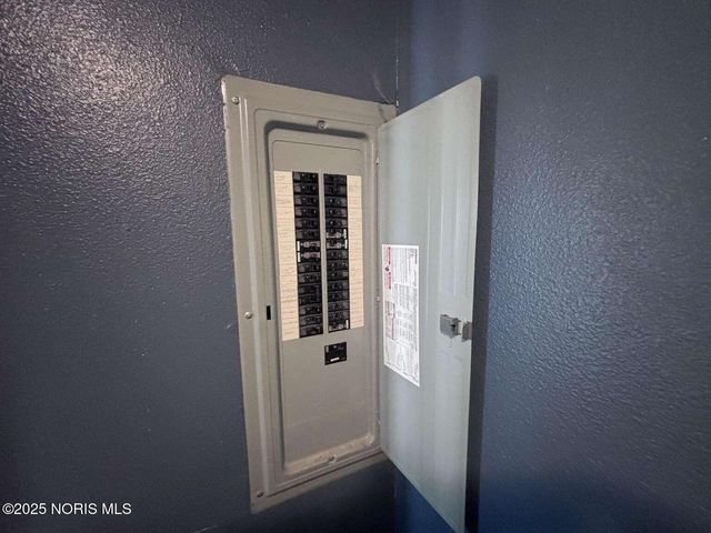 2735 Fremont Street, Toledo, OH 43605