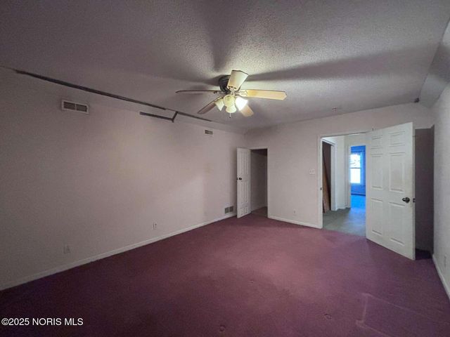 2735 Fremont Street, Toledo, OH 43605