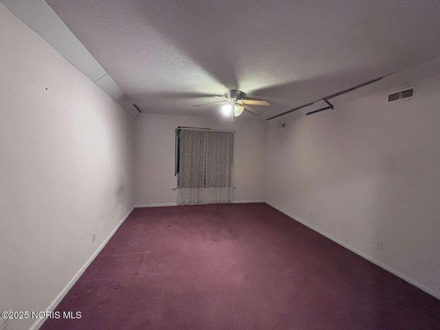 2735 Fremont Street, Toledo, OH 43605