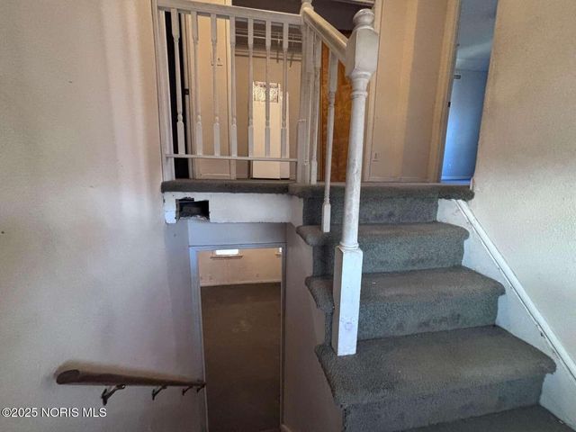 2735 Fremont Street, Toledo, OH 43605