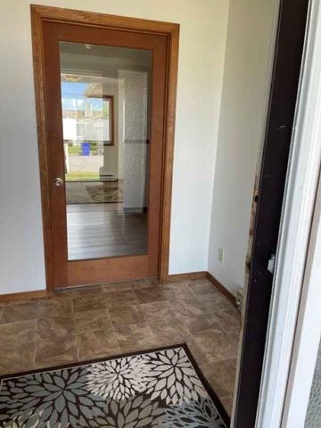 15404 E 9th Ave, Spokane Valley, WA 99037