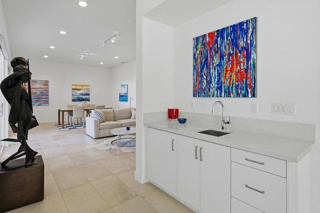 551 Polaris Court, Palm Springs, CA 92264