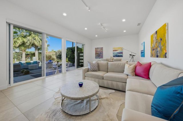 551 Polaris Court, Palm Springs, CA 92264