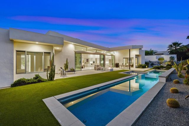 551 Polaris Court, Palm Springs, CA 92264