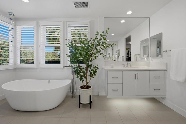 551 Polaris Court, Palm Springs, CA 92264