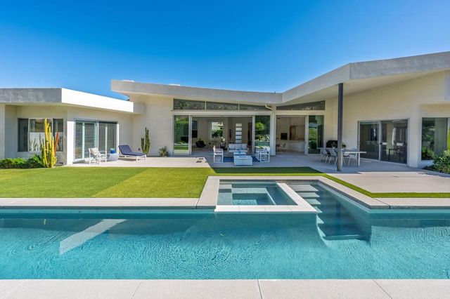 551 Polaris Court, Palm Springs, CA 92264