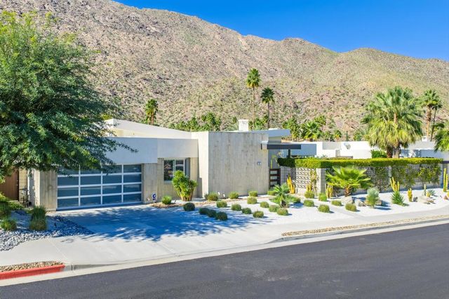 551 Polaris Court, Palm Springs, CA 92264