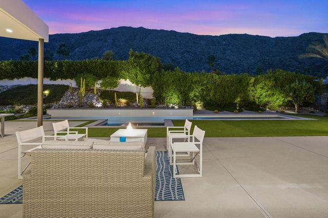 551 Polaris Court, Palm Springs, CA 92264