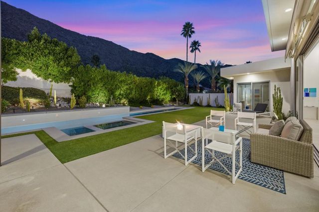 551 Polaris Court, Palm Springs, CA 92264