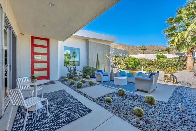 551 Polaris Court, Palm Springs, CA 92264