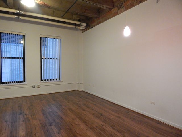 20 N State Street 406, Chicago, IL 60602