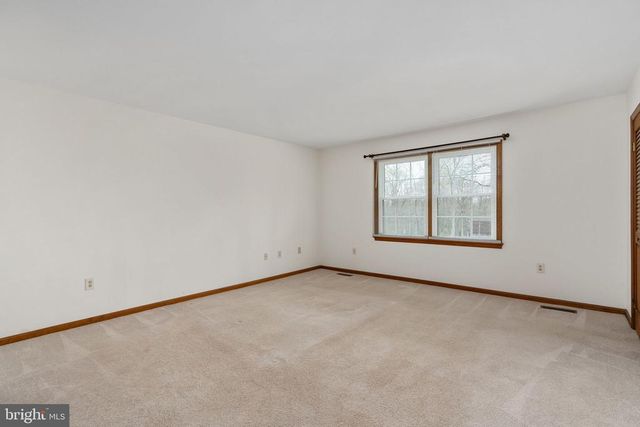 13220 SILLAMON RD, Goldvein, VA 22720