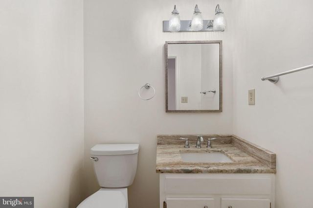 13220 SILLAMON RD, Goldvein, VA 22720