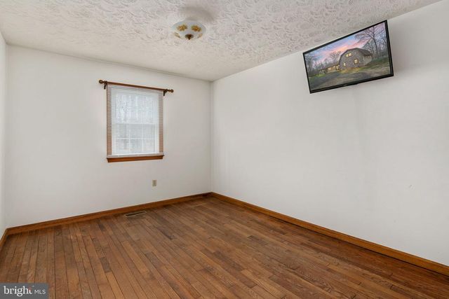 13220 SILLAMON RD, Goldvein, VA 22720