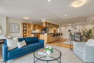 530 Valley Rd 5M, Montclair Twp., NJ 07043