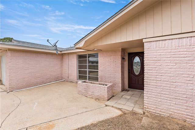 21205 Evans Lane, Washington, TX 77880