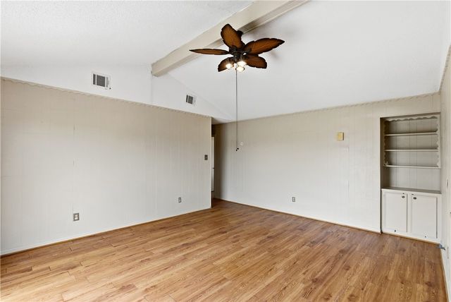 21205 Evans Lane, Washington, TX 77880