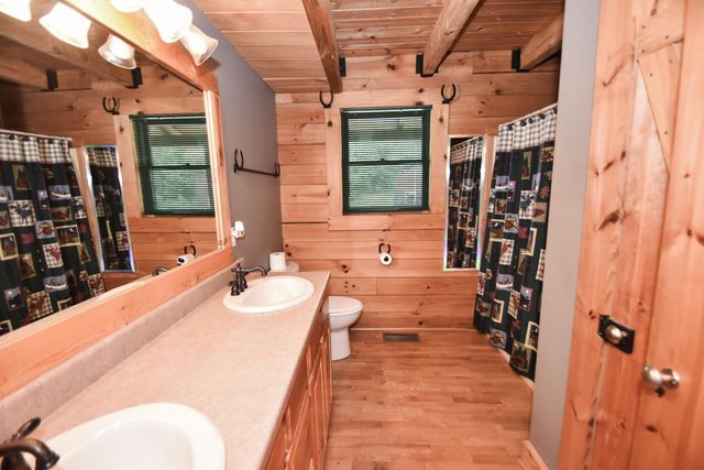 12155 Red Lick Road, Irvine, KY 40336