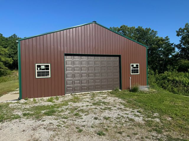 12155 Red Lick Road, Irvine, KY 40336