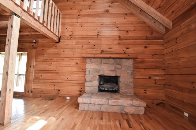 12155 Red Lick Road, Irvine, KY 40336