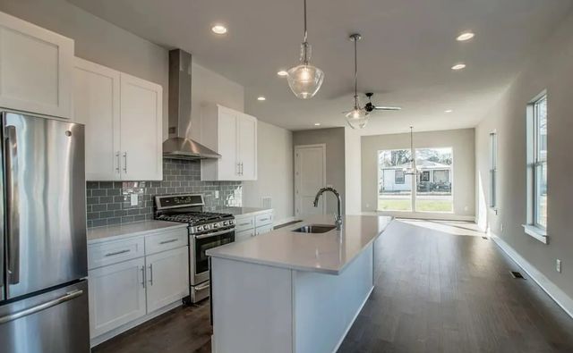 1052 2nd Ave, S A1, Nashville, TN 37210