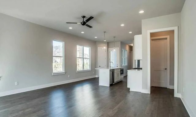 1052 2nd Ave, S A1, Nashville, TN 37210