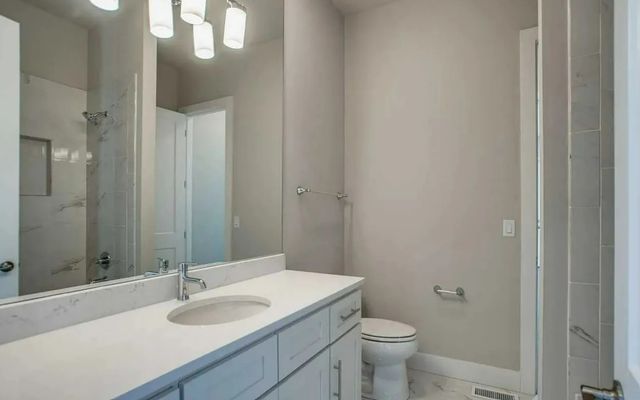 1052 2nd Ave, S A1, Nashville, TN 37210