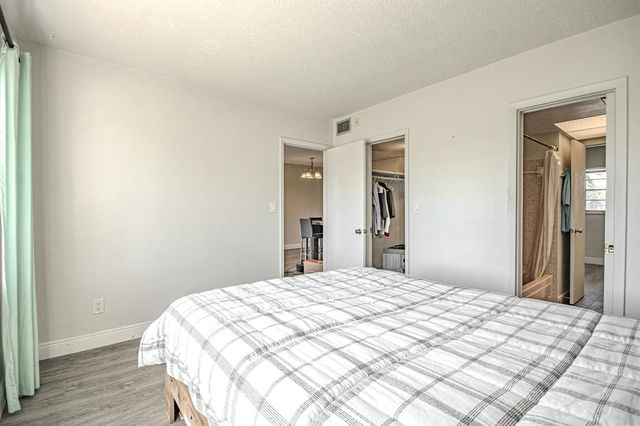 2850 W Golf Boulevard 210, Pompano Beach, FL 33064