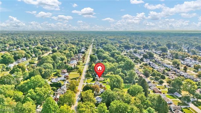 25255 Maple Ridge Road, North Olmsted, OH 44070