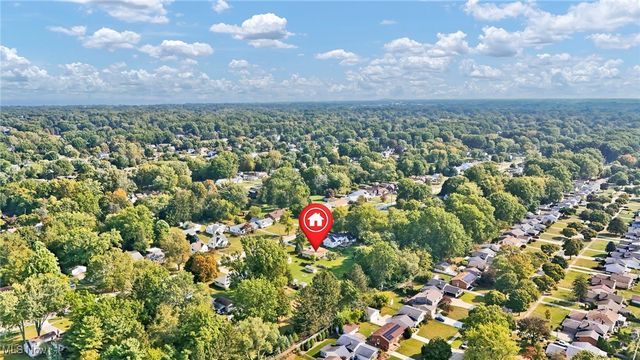 25255 Maple Ridge Road, North Olmsted, OH 44070