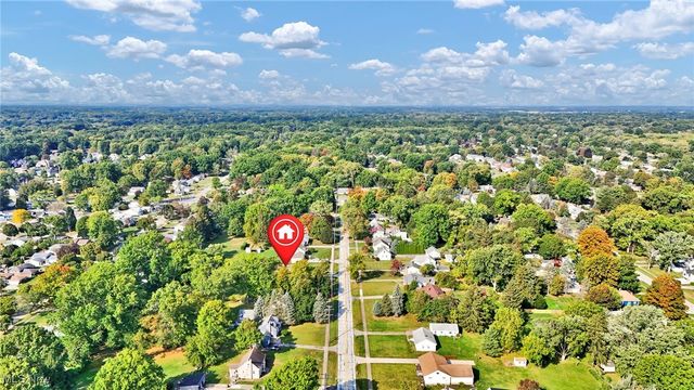 25255 Maple Ridge Road, North Olmsted, OH 44070