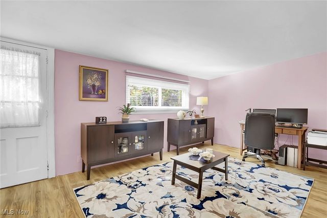 25255 Maple Ridge Road, North Olmsted, OH 44070