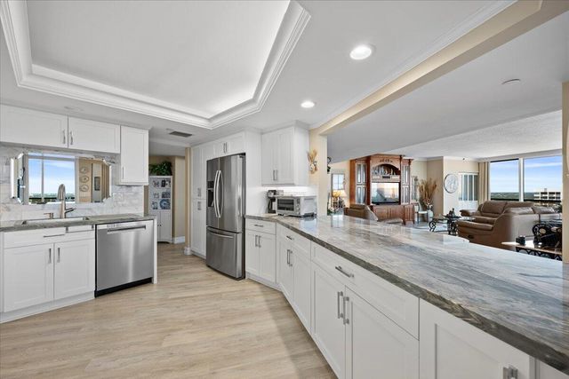 100 Lakeshore Drive 2156, North Palm Beach, FL 33408