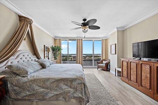 100 Lakeshore Drive 2156, North Palm Beach, FL 33408