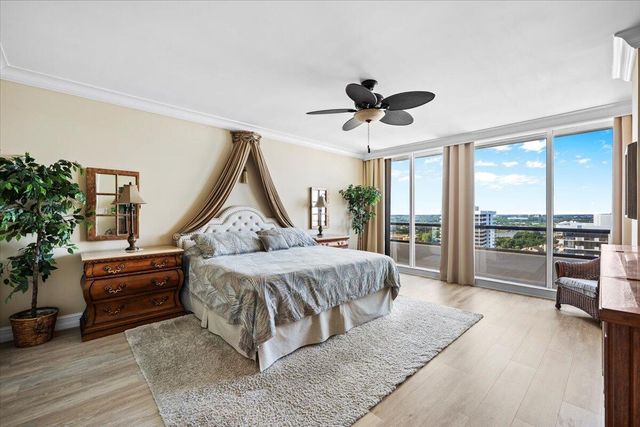 100 Lakeshore Drive 2156, North Palm Beach, FL 33408