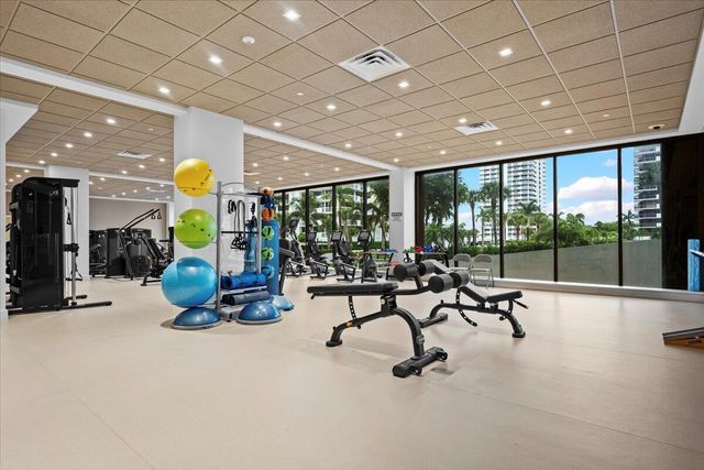 100 Lakeshore Drive 2156, North Palm Beach, FL 33408