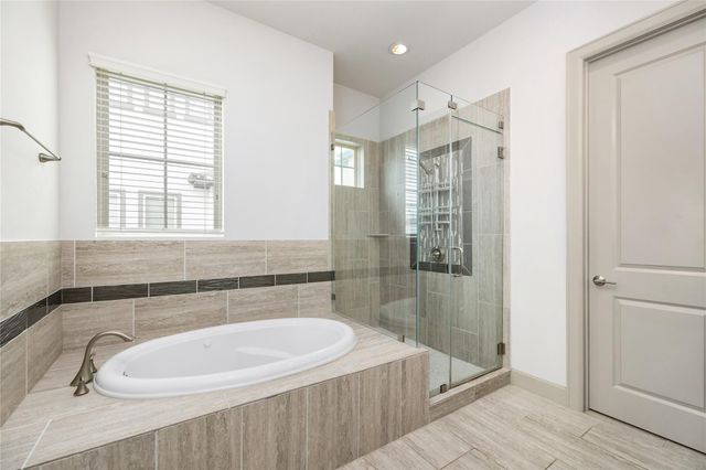 1615 Rosewood Street, Houston, TX 77004