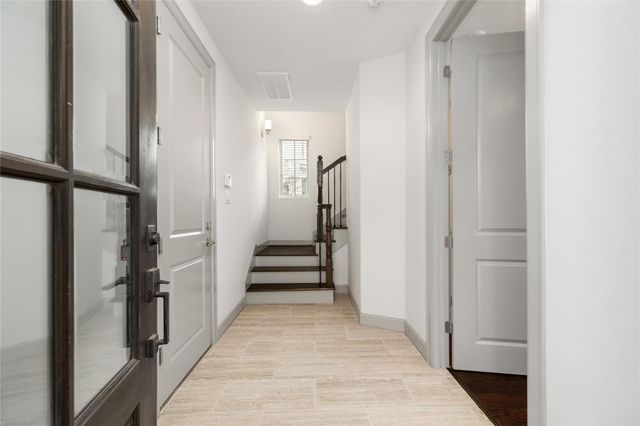 1615 Rosewood Street, Houston, TX 77004