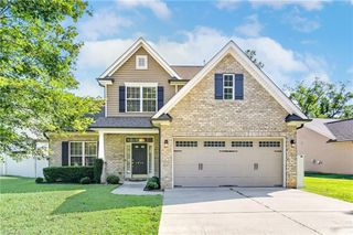 1610 Somerset Drive, Winston-salem, NC 27103