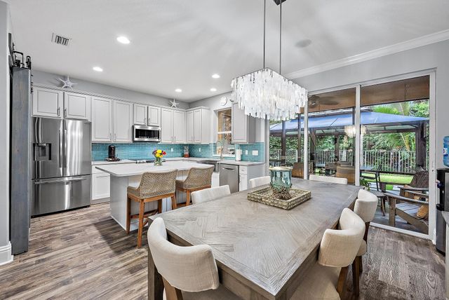 5919 SE Crooked Oak Avenue, Hobe Sound, FL 33455