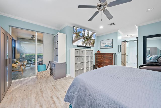 5919 SE Crooked Oak Avenue, Hobe Sound, FL 33455