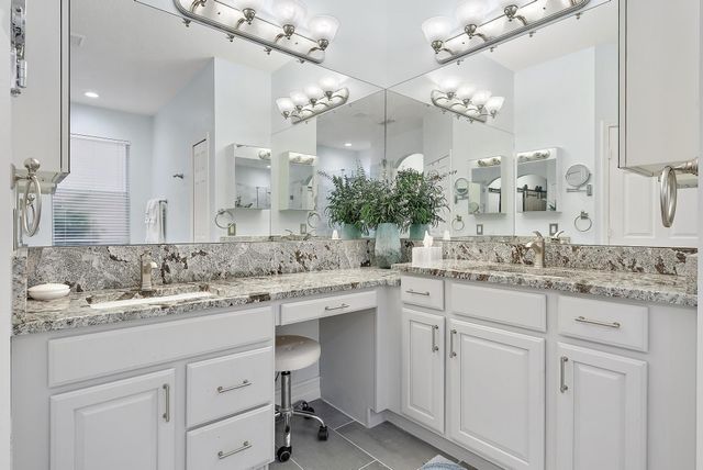 5919 SE Crooked Oak Avenue, Hobe Sound, FL 33455